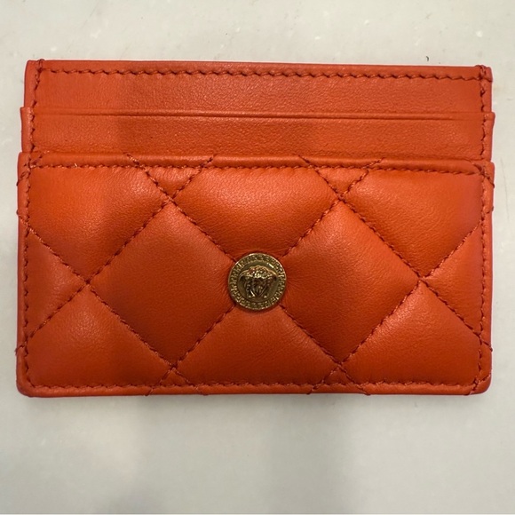 VERSACE Coral Quilted 100% Leather Card Holder Medusa BRAND NEW W/ Box Dust Bag - Picture 7 of 15